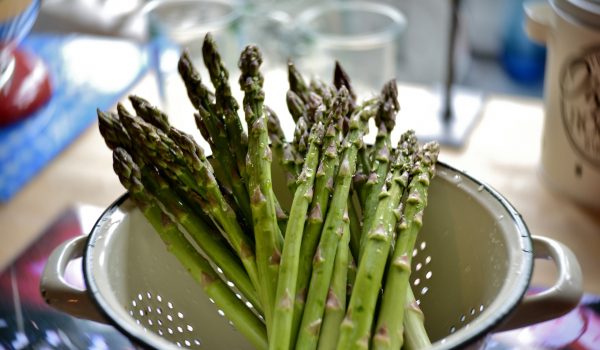 asparagus-gce5aac2fd_1920